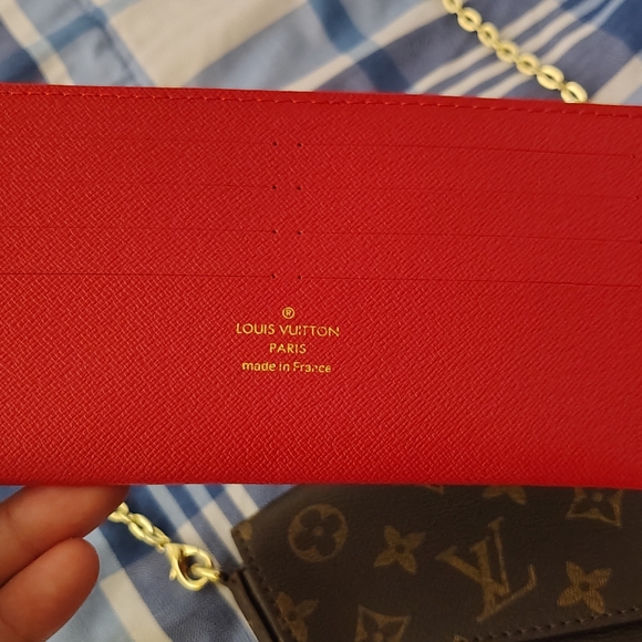 Louis Vuitton Monogram Wallet with Gold Chain and Red Interior - Picture 3 of 5